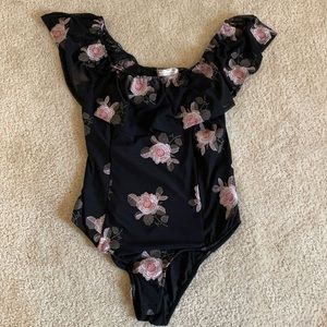 Band of Gypsies | Black Pink Floral Off Shoulder Bodysuit l Worn Twice l Size S